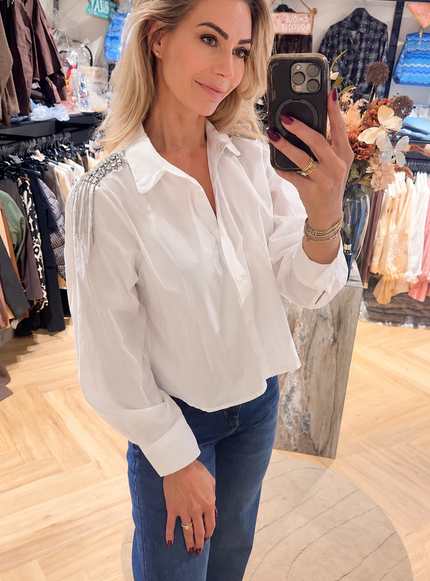 <strong>My Favorite Blouse</strong>