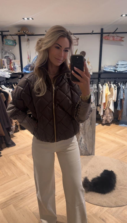 Gewatteerde bodywarmer bruin – voorkant