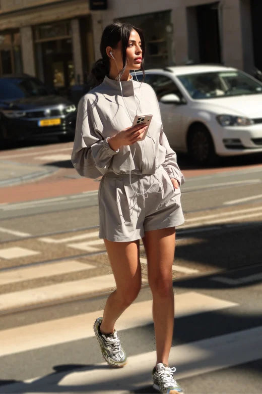 GIGI SHORT - LIGHT GREY