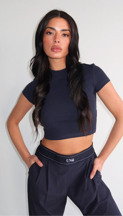 GILL CROPPED TEE - DEEP DARK NAVY